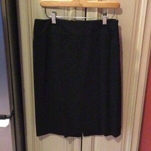 Classic Black Women's Skirt Banana Republic 4 Stretch